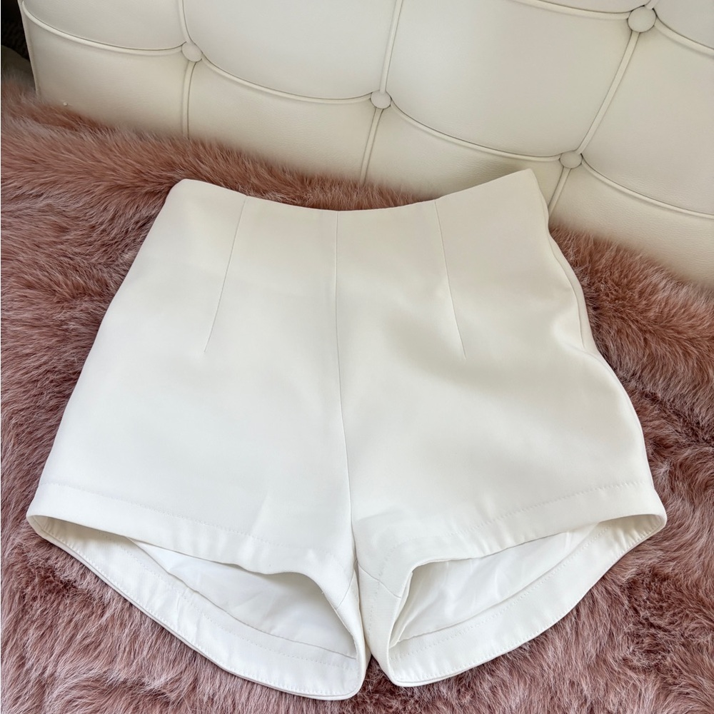 Black pink style White Women's Shorts